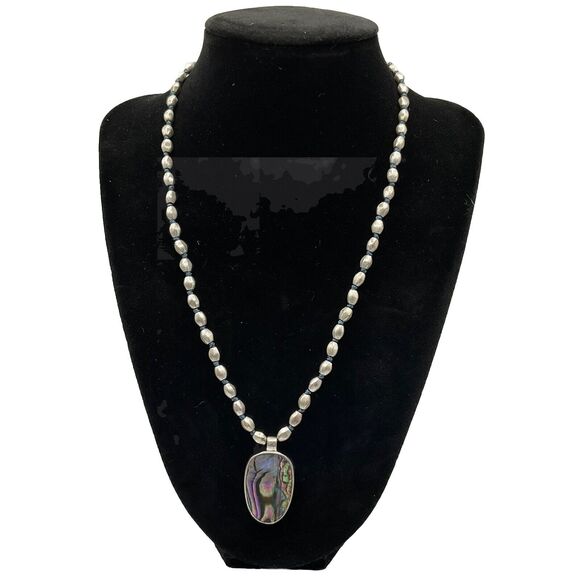 Kenneth Cole Reaction Necklace Abalone Pendant Silver Tone Vintage 90s 17” - 19” - Picture 2 of 12